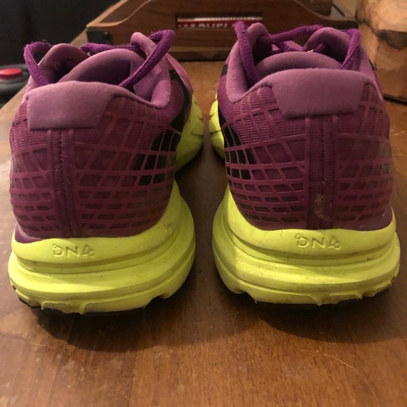 Brooks Launch 3 Women's Purple Running Shoes - Picture 5 of 12